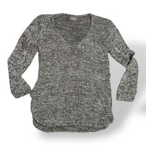 Wooden Ships Charcoal Gray White Marled V-Neck Knit Sweater M/L